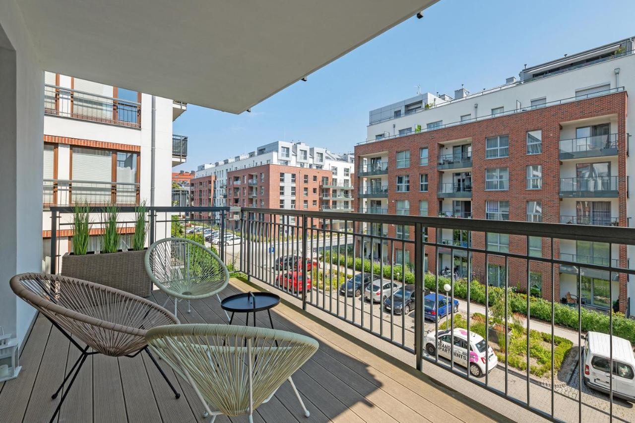 Szafarnia Marina, City Center & Free Parking By Downtown Apartments Danzig Exterior foto